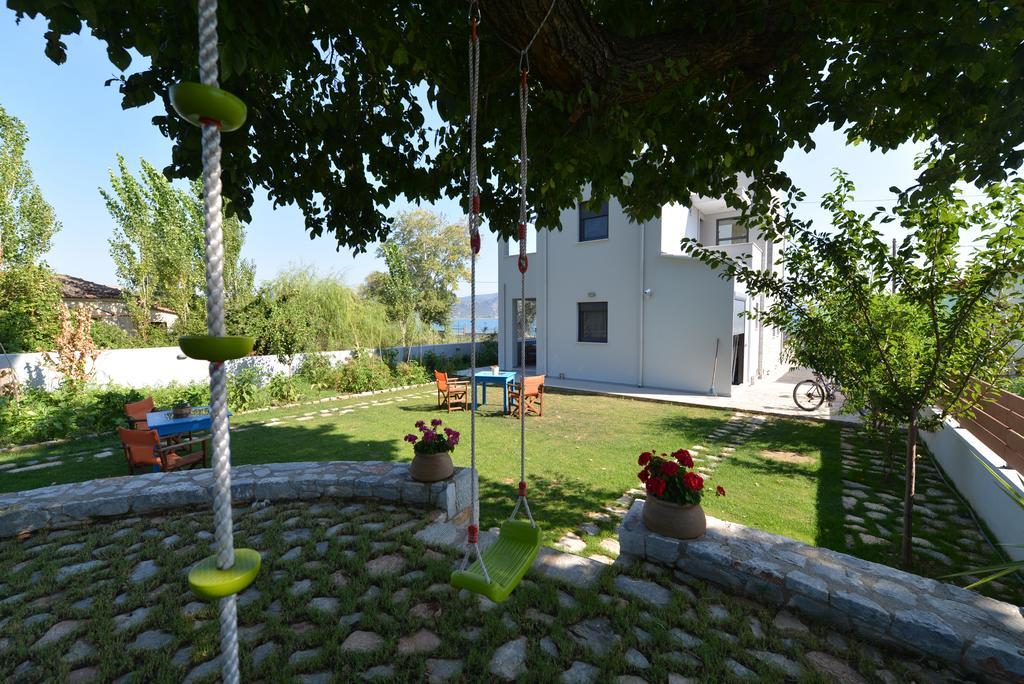 Villa Aggemari Apidias Lakos Rum bild