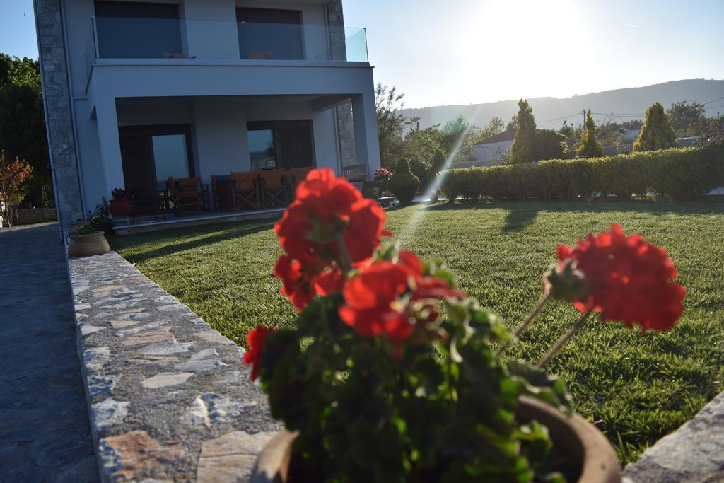 Villa Aggemari Apidias Lakos Exteriör bild